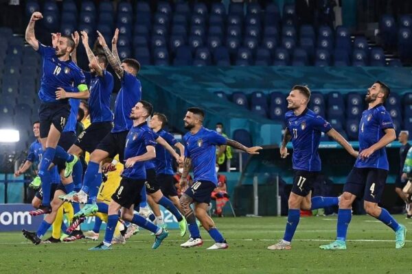 أهداف مباراة إيطاليا وإنجلترا وركلات الترجيح في نهائي أمم أوروبا